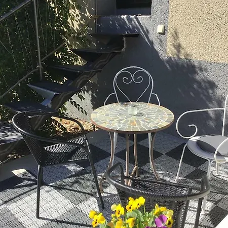 Apartment Castle View *